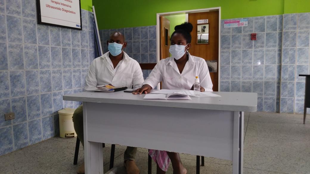 Por #Cuba y por nuestra #Revolucion, el ejercicio de batas blancas va por el mundo dando amor y paz al alma.
#UnaMejorJuventud #CubaPorLaVida #CubaCoopera <a href="/cubacooperaven/">Brigada Médica Cubana en Venezuela</a> <a href="/UJCdeCuba/">UJC de Cuba</a> <a href="/MINSAPCuba/">Ministerio de Salud Pública de Cuba</a> <a href="/Cubacooperabol2/">Brigada Médica 🇨🇺 Bolívar🇻🇪</a>
<a href="/AdanVillavicen5/">Adan Villavicencio Guzmán</a> 
@CDIlaParagua1