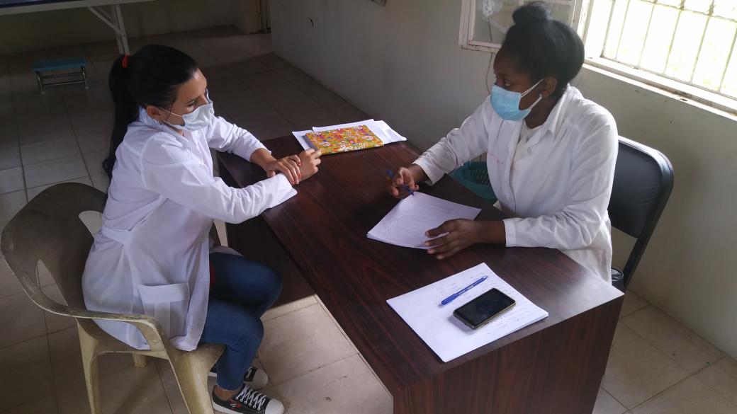 Los colaboradores en Venezuela damos un sí por #Cuba, porque la patria se ama y se respeta.
#UnaMejorJuventud #CubaPorLaVida #CubaCoopera <a href="/cubacooperaven/">Brigada Médica Cubana en Venezuela</a> <a href="/UJCdeCuba/">UJC de Cuba</a> <a href="/MINSAPCuba/">Ministerio de Salud Pública de Cuba</a> <a href="/Cubacooperabol2/">Brigada Médica 🇨🇺 Bolívar🇻🇪</a>
<a href="/AdanVillavicen5/">Adan Villavicencio Guzmán</a> 
@CDIlaParagua1