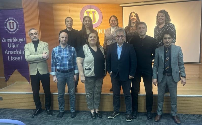 Adil Kurt (@adilkurt9) on Twitter photo Zincirlikuyu UĞUR Anadolu Lisesinde İstanbul Anadolu lisesi müdürleri ile okullarımızda yapılan eğitim ve öğretimi konustuk.<a href="/UgurOkullari/">Uğur Okulları</a> <a href="/MUSTAFACAKIR28/">MUSTAFA ÇAKIR</a> #Ugurluolmak Zincirlikuyu UĞUR Anadolu Lisesinde İstanbul Anadolu lisesi müdürleri ile okullarımızda yapılan eğitim ve öğretimi konustuk.<a href="/UgurOkullari/">Uğur Okulları</a> <a href="/MUSTAFACAKIR28/">MUSTAFA ÇAKIR</a> #Ugurluolmak