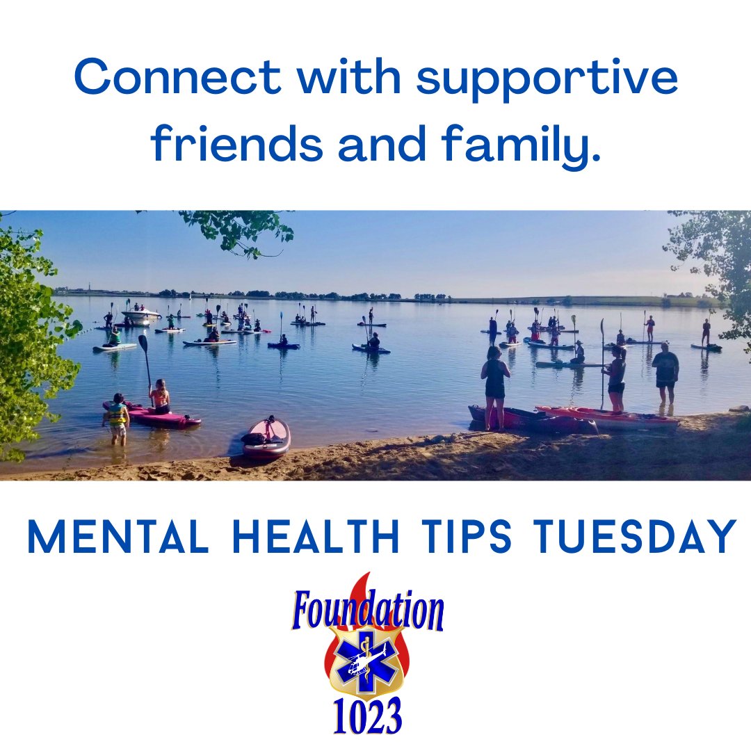 Foundation1023's tweet photo. Connection!  Social and Community is part of the aspects of wellness.  Humans need humans!  #connections #togetherness #friends #mentalwellness #paddleitout https://t.co/oUMbAmc2J0