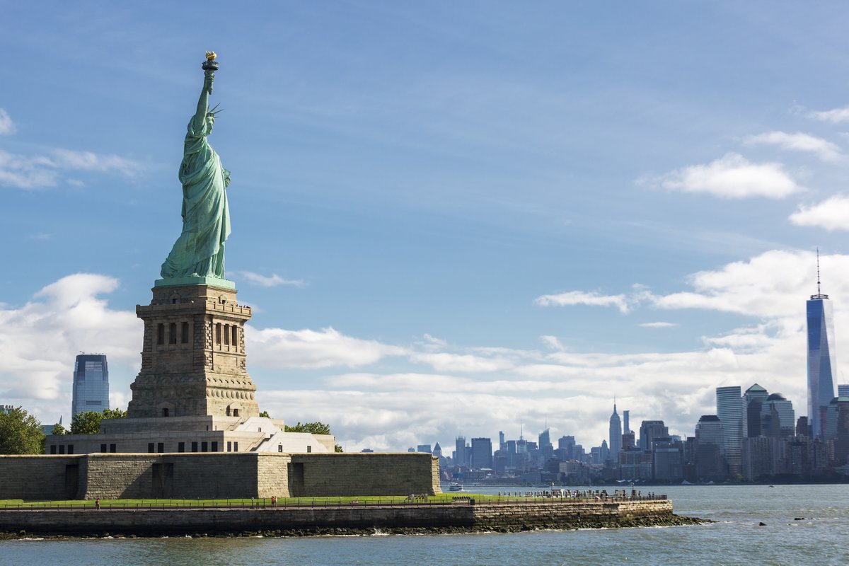 Policechoir's tweet photo. We have been invited to take part in the 25th Anniversary Celebrations for @nyctartanweek in the USA next week!

We cant wait to join our friends @Gleadhraich and meet @Gailporter - Grand Marshal of the Parade - and @PulseofthePlace

Stay tuned for more updates! https://t.co/SyVijvJ31l