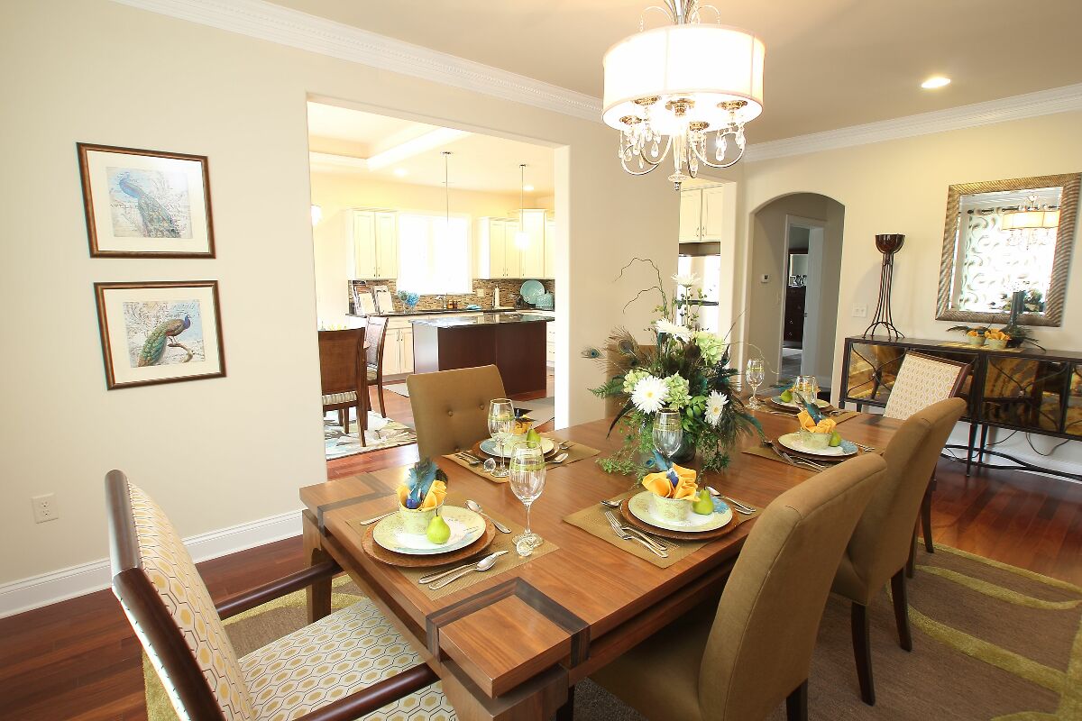JanieMAndrews's tweet photo. Whilst a well-proportioned stage leaves plenty of room to seat multiple guests, it can present extra challenges when it comes to choosing appropriate decor and complementary dining furniture. https://t.co/mmgxmBuGol https://t.co/AxmaW0LxL1