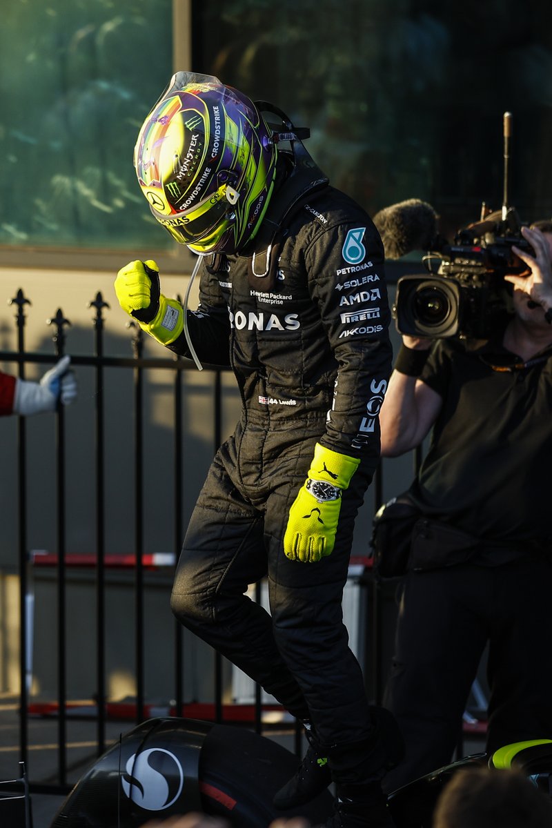 17 years in <a href="/F1/">Formula 1</a> = 17 consecutive years of finishing on the podium. 💪

Just <a href="/LewisHamilton/">Lewis Hamilton</a> things. 🐐