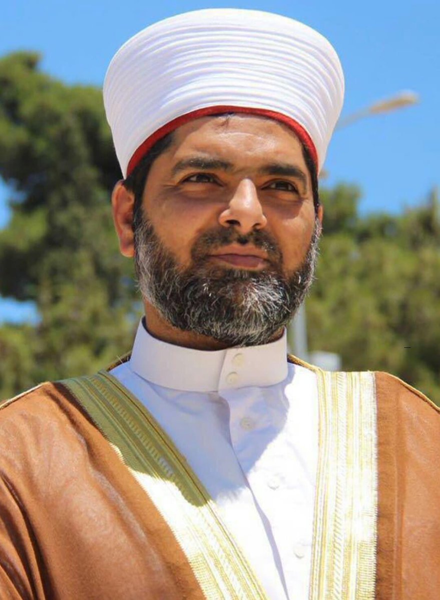 Ibrahim Hussain on Twitter "The President of alAqsa begs to differ"