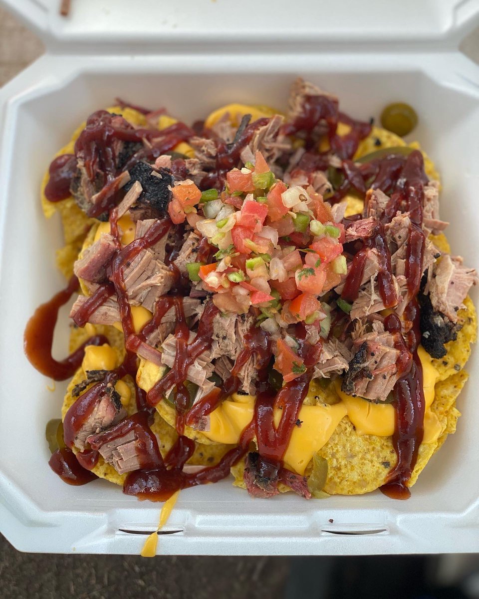 Brisket Nachos for the win!!! #lakebuchanan #hooksbar #backyardbbq #brennonsbq