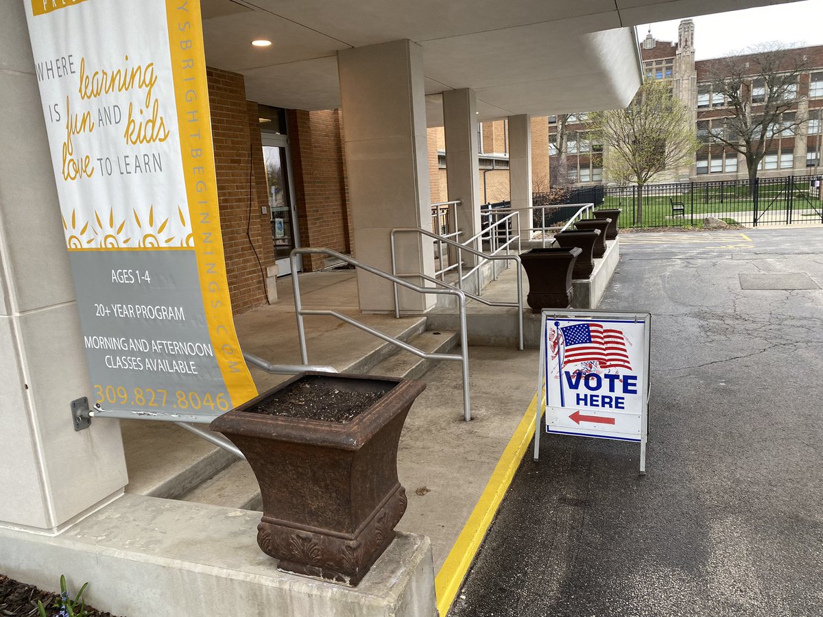 Fewer than 20 voters have cast ballots so far this morning at Wesley United Methodist Church in Bloomington. It’s in Ward 6 which has a contested city council race. An election worker says it’s still been busier than expected. Polls close at 7 p.m. #WGLTVote