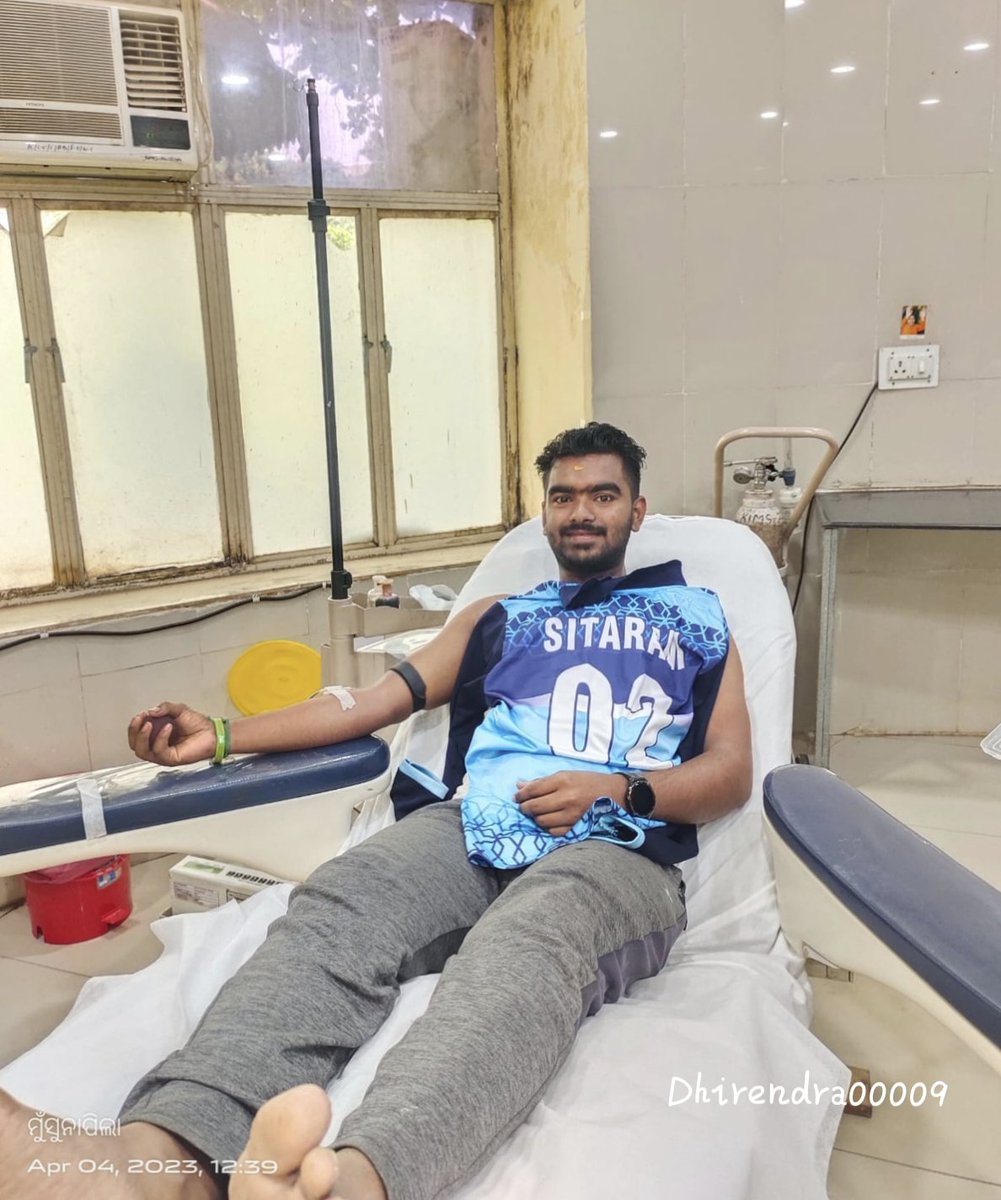 dhirendra00009's tweet photo. Our volunteer Bibhuti has donated (AB+ve) #blood to a needy patient Pravas Kanungo at Kims Hospital, #Bhubaneswar. We really appreciate your kind support at this moment.
#BloodMatters #DonateBlood #blooddonation
#SaveLives #LifeLineCharitableTrust #Odisha
@KIMSBBSR https://t.co/PdffM3FfzG