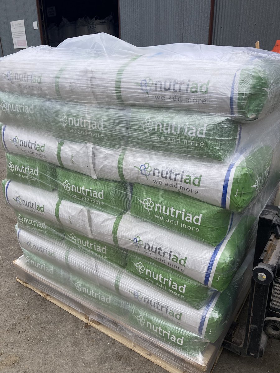 sns_uruguay's tweet photo. No más problemas de #micotoxinas en los tambos de 🇺🇾 gracias a la tecnología de #UnikePlus 🥛
#WeAddMore
@Adisseo #Nutriad 💥 https://t.co/lD5v2omX9r
