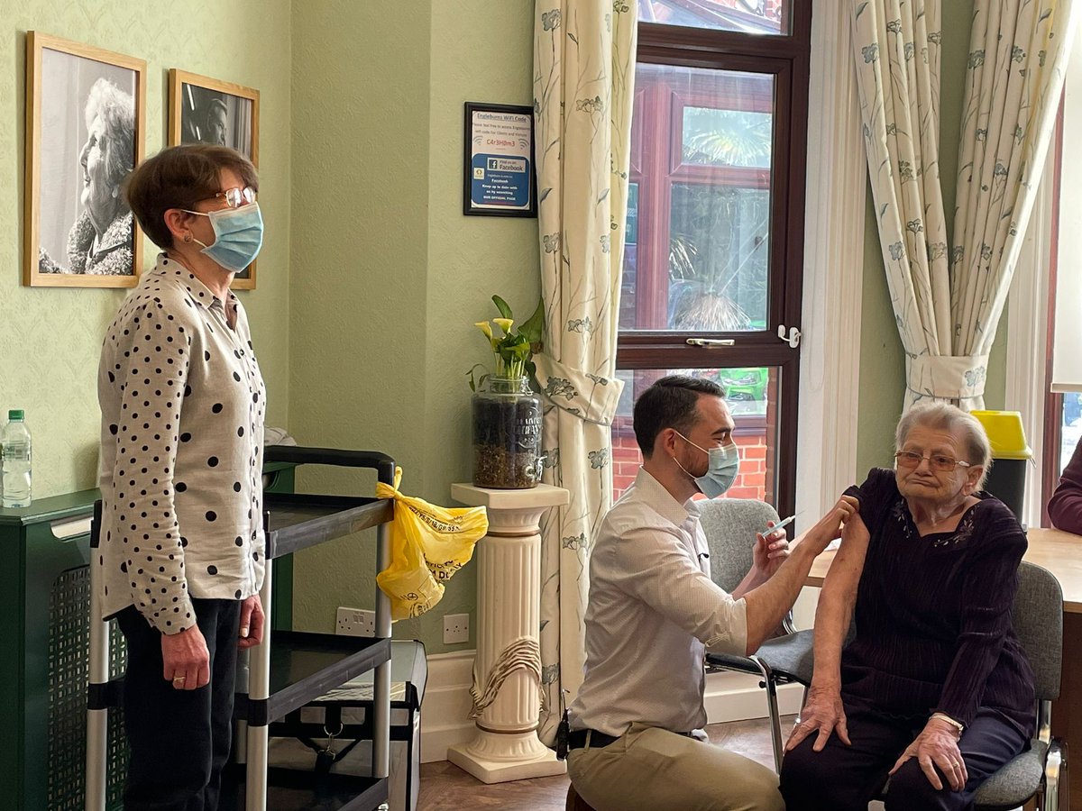 🧵98 year old Olive was one of the first to receive her spring COVID-19 vaccination this week.

The first stage of the spring vaccination campaign began on Monday (3 April) with older adult care residents being prioritised, as roving teams visit homes to help keep people safe.