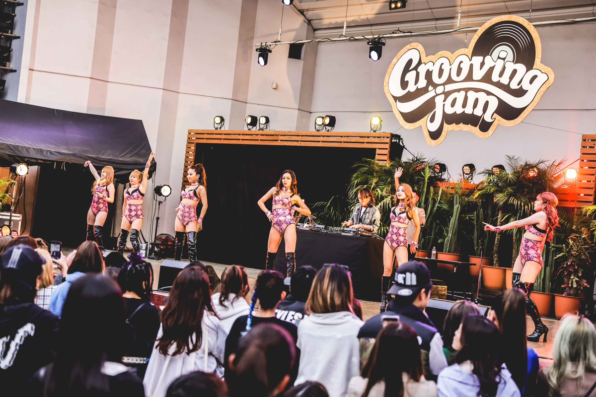 GroovingJam's tweet photo. 🪐 𝐋𝐈𝐕𝐄 𝐏𝐇𝐎𝐓𝐎 🪐
2023.4.2(sun) DAY2
/
THE PINK DANCERS/ DJ MA-SHA
\
Photo by @SPG_NABE
#Groovingjam
#livephoto https://t.co/3uQ0GGQLaF