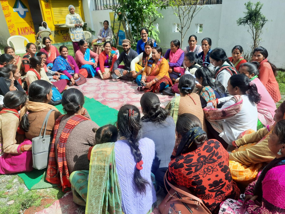 Bhimtal_rduk's tweet photo. Today meeting with #KamalCluster, Sangurigaon BOD members. 
@REAPNainital 
@pandeyarchit23 
@AtulChamoli007 https://t.co/nHcFYjx2wX