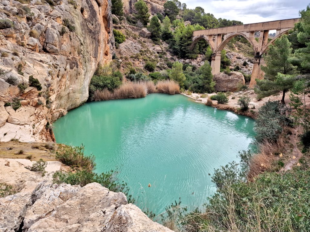 SergioManzFern's tweet photo. 🌞 Ruta por Fuente Caputa muy recomendable para un saliente de guardia y para ir a bañarse con peques!
#PBSG plan de bienestar para salientes de guardia https://t.co/4gPRbeiHaG