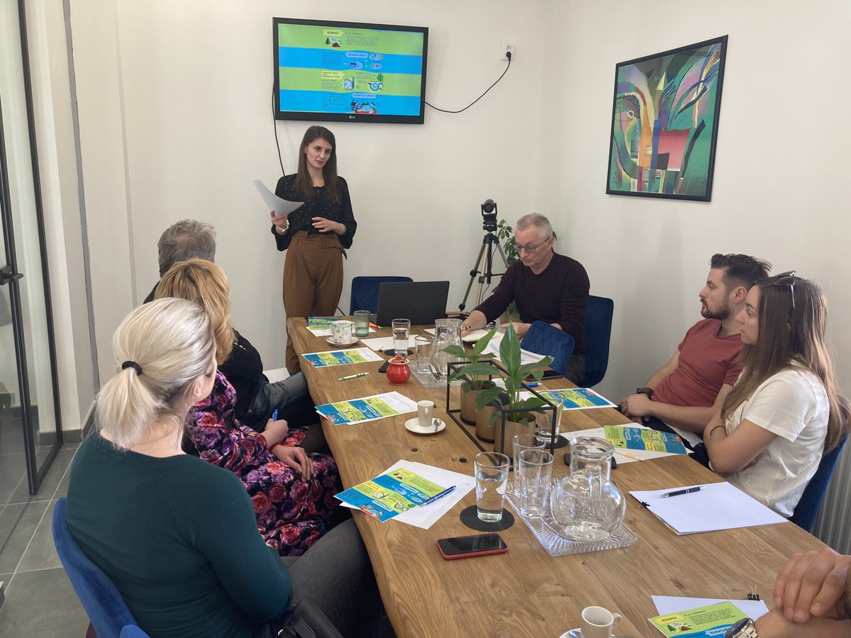 Bioeconomy Cluster (@be_cluster) on Twitter photo ⏰ It's <a href="/Biomodel4reg/">Biomodel4Regions</a> Focus Group Discussion time! With our invited guests we are debating about consumer preferences 🛒 of bio-based products and services 🌿, bio-based business models 🤝 and much more!
#Biomodel4Regions #focusgroup #interaction #networking #bioeconomy ⏰ It's <a href="/Biomodel4reg/">Biomodel4Regions</a> Focus Group Discussion time! With our invited guests we are debating about consumer preferences 🛒 of bio-based products and services 🌿, bio-based business models 🤝 and much more!
#Biomodel4Regions #focusgroup #interaction #networking #bioeconomy