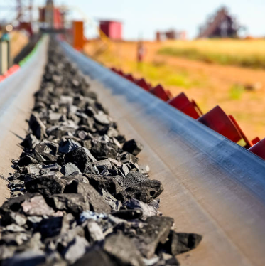 AdvancedElcora's tweet photo. Elcora engages Lab 4 to design and build its Vanadium Pilot Plant https://t.co/MLSBAURxNW #Battery #Metal #minerals #energy #investment #investing #renewableenergy #Vanadium  #EnergyStorage #copper #supplychain #Mining  @DenisChoquette @GuyBourgeois18 $ERA.V $ECORF https://t.co/Iesilbx112