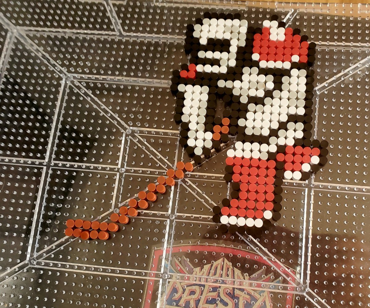 jittery_pixels's tweet photo. I have a new event in two weeks, so stay tuned for some new artwork. I'll be at Camel City Collectors Con in Winston-Salem, NC on Saturday, April 15th selling my work. Hope to see you there! https://t.co/6sRjonj1Oy