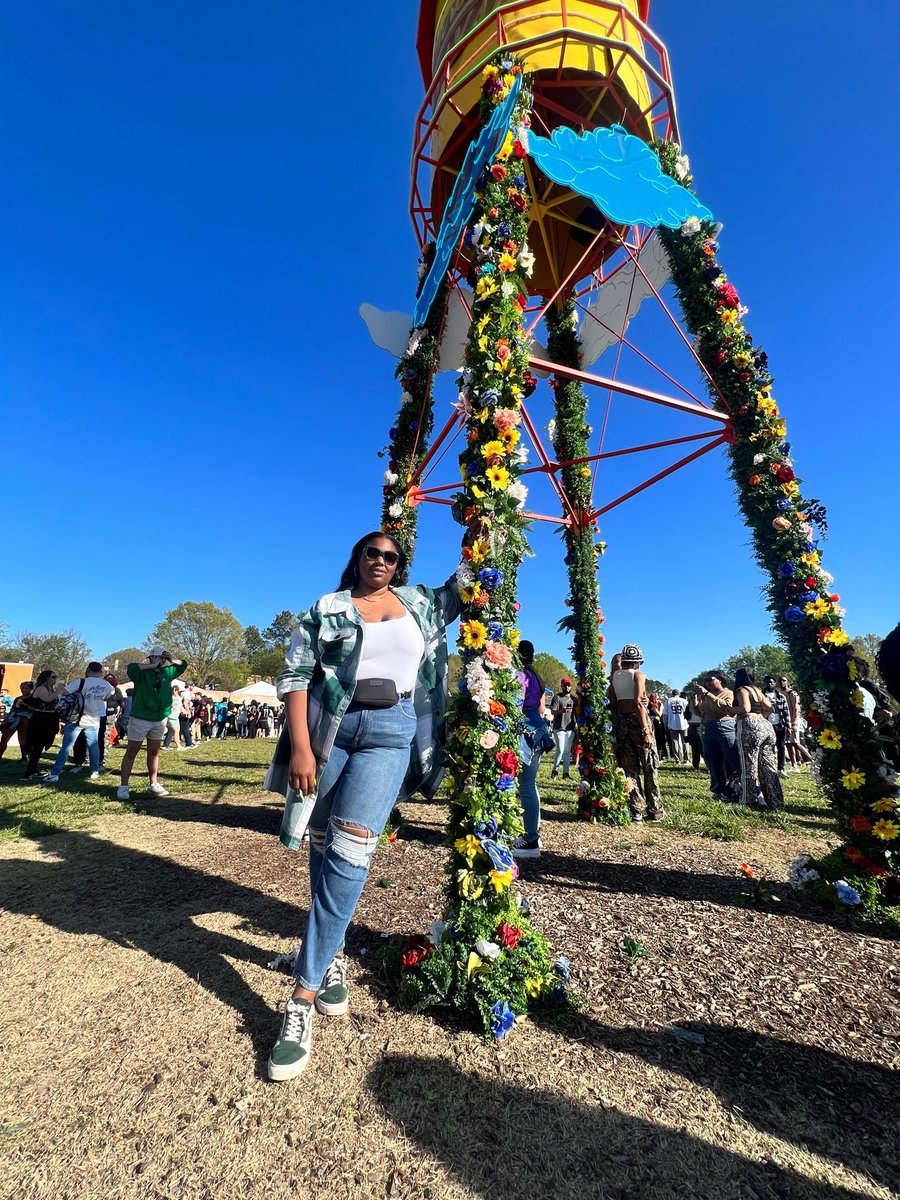 jnicoledidit's tweet photo. DREAMVILLE owes me nothing and neither does this look! This was the perfect #plussizefestival look

Follow my shop @JNICOLEDIDIT on the @shopLTK app to shop this post and get my exclusive app-only content!

#liketkit #LTKstyletip #LTKunder100 #LTKcurves

https://t.co/dnM3TukQtk https://t.co/WxdFYq4KmG