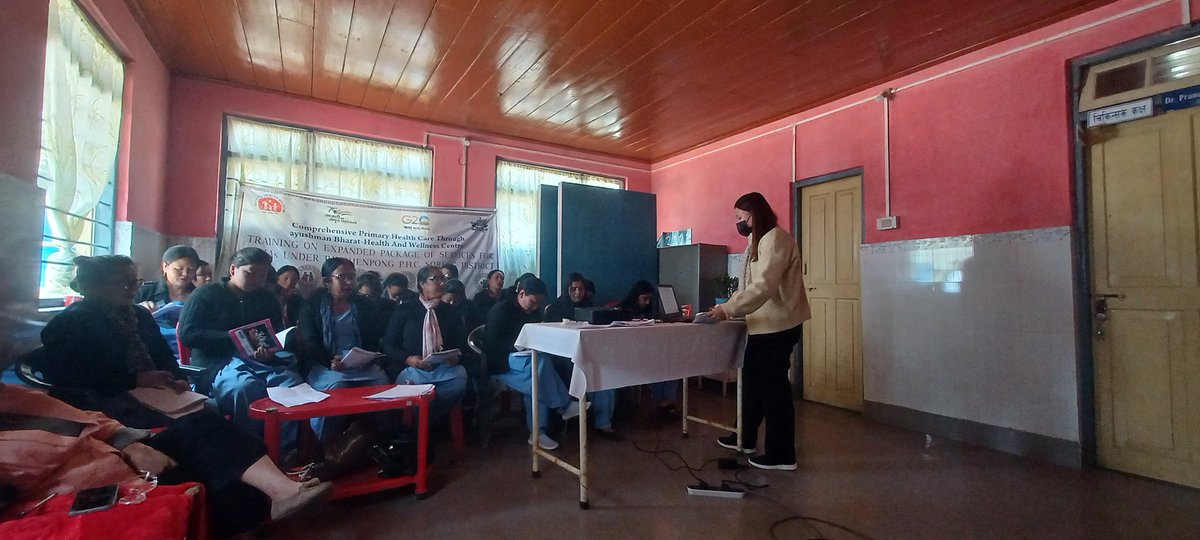 BhutiaLhacho's tweet photo. @USAID_NISHTHA @SusanPradhan18 @MoHFW_INDIA 
# Traning 2 ASHAs on cphc expanded packages 
#Enhancing teaching / learning skills 
#service 2 community https://t.co/TPxi7nqawo