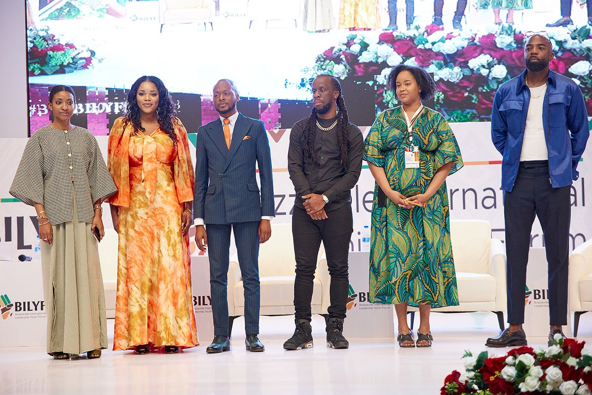 Investir en nous même et cesser l'attentisme. Nous avons tout ce qu'il nous faut, le reste suivra... 

The Africa we want is loading !

Reuni.e.s à Brazzaville la semaine dernière, sur des valeurs et un même état d'esprit pour l'Afrique que nous voulons. #BILYF