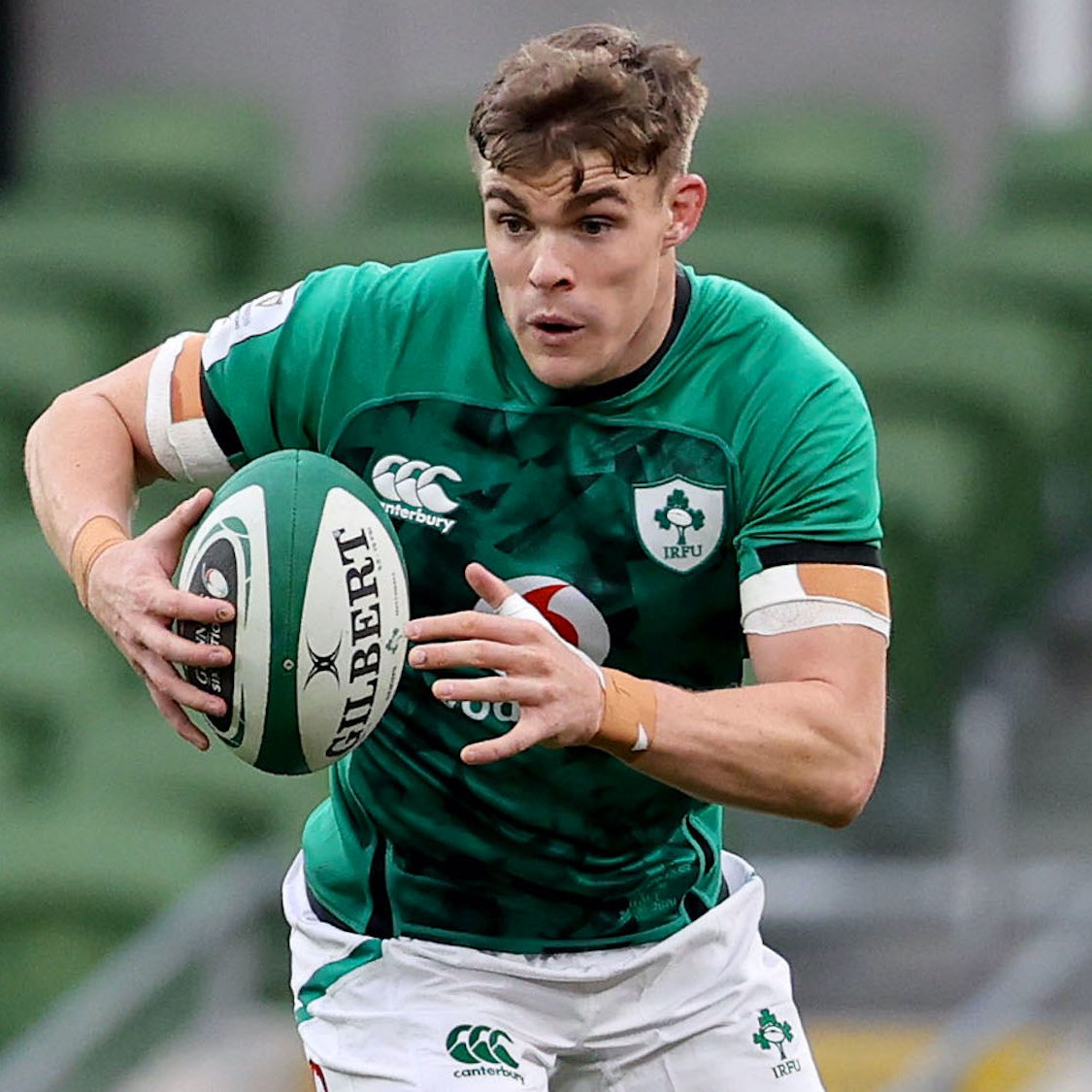 𝐍𝐔𝐌𝐁𝐄𝐑 𝐓𝐇𝐈𝐑𝐓𝐄𝐄𝐍:

Like for JONES 🏴󠁧󠁢󠁳󠁣󠁴󠁿

RT for RINGROSE ☘️   

#GuinnessSixNations