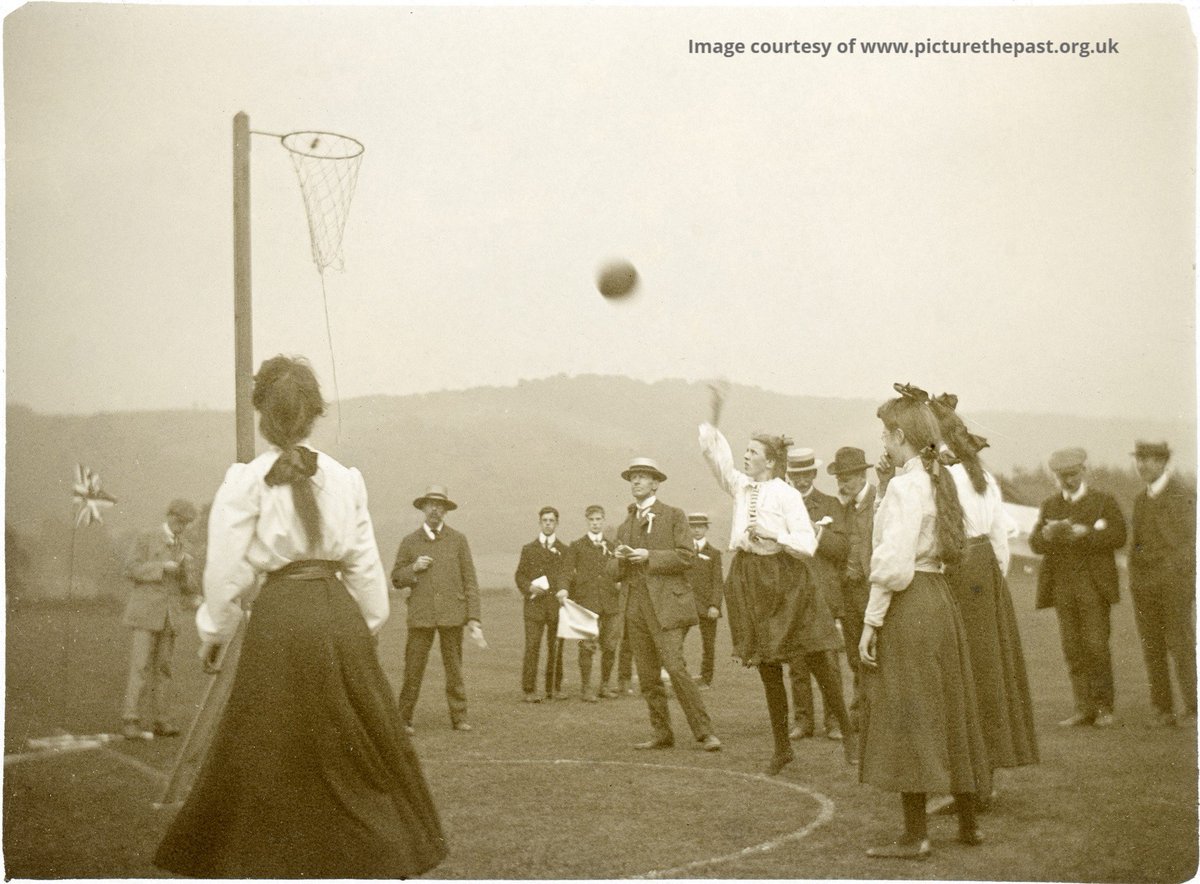 Who remembers playing netball at school? These are girls at Lady Manners School in Bakewell in the early 1900s enjoying the game. We don’t envy them having to play in those heavy skirts but love those extravagant bows in their hair!  
#SportArchives #Archive30