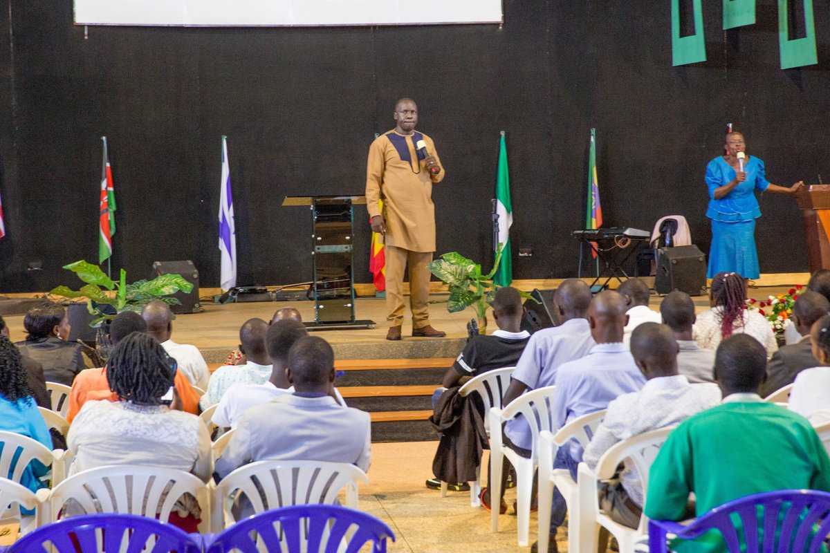 PearlHaven93's tweet photo. #ECPH23 day two started off with Pr. Sam Mukabi Zema from Masaka Pentecostal Church.
Follow the convention online using the link https://t.co/MtK6cDnIc5

#PHCCat30
#ECPH23 https://t.co/WANjkNOuzH