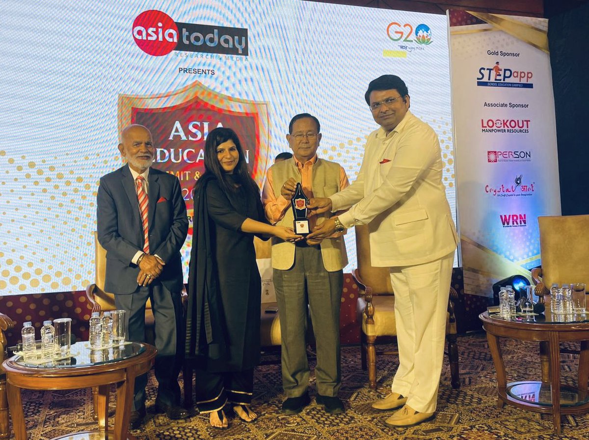SauravBanerjee_'s tweet photo. @MyySports awarded the “Best Sports App of the Year” at the 13th edition of Asia Education Summit and Awards.

 @Mathewcyriac15 
@CLencheski @shishhattangadi @bharatbambawale @Srinivasan_Ajay @yogeshaggrwal @kinshuksunil @shagufta147 @Sangram09350932
@ashmil1 @sardesairajdeep https://t.co/pwjcYy2bnx