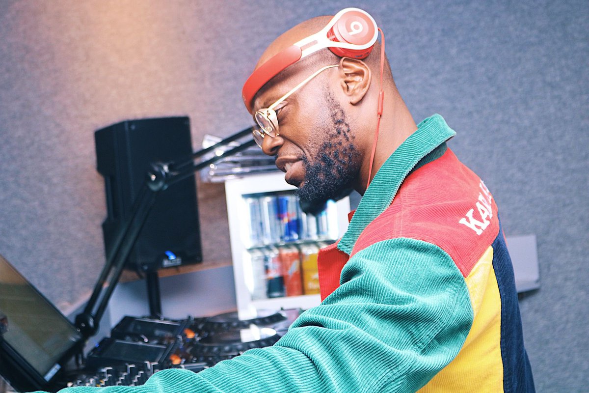 TheBangBangTV's tweet photo. @TheBangBangTV x @FLEXFMUK 

@DJ_JDen - Link in bio to listen back

📸 @Ajriine https://t.co/iHe7veeG64