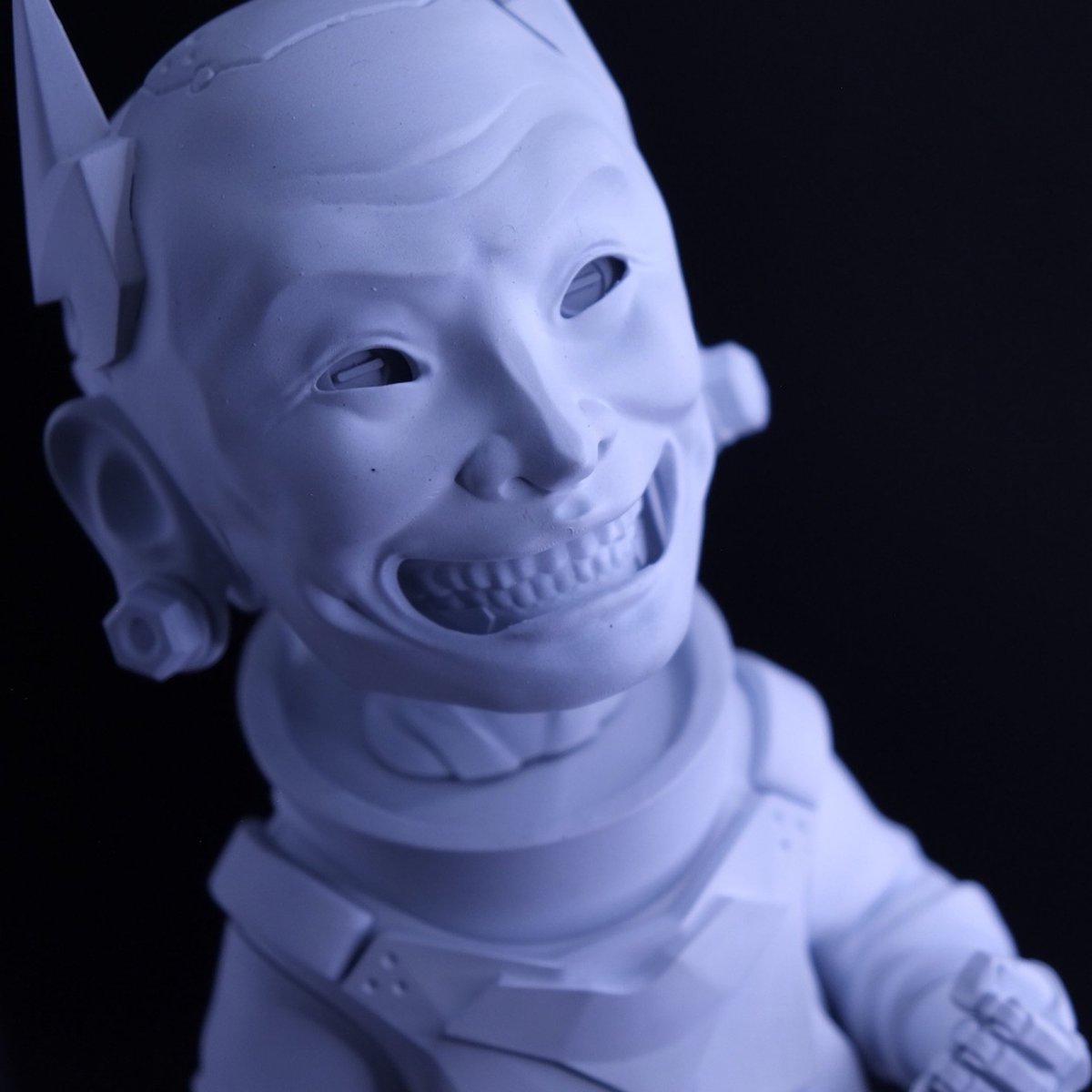 meatspacew3ph's tweet photo. Did you spot this artwork by James Rye at the ELSEWHERE TOY EXHIBIT last April 02, 2023? If yes, we would like to share a quick preview of this piece!

Toy Artist: James Rye
"Phantom" (White)
8 Inches, Resin https://t.co/gJ7vuSy2UB