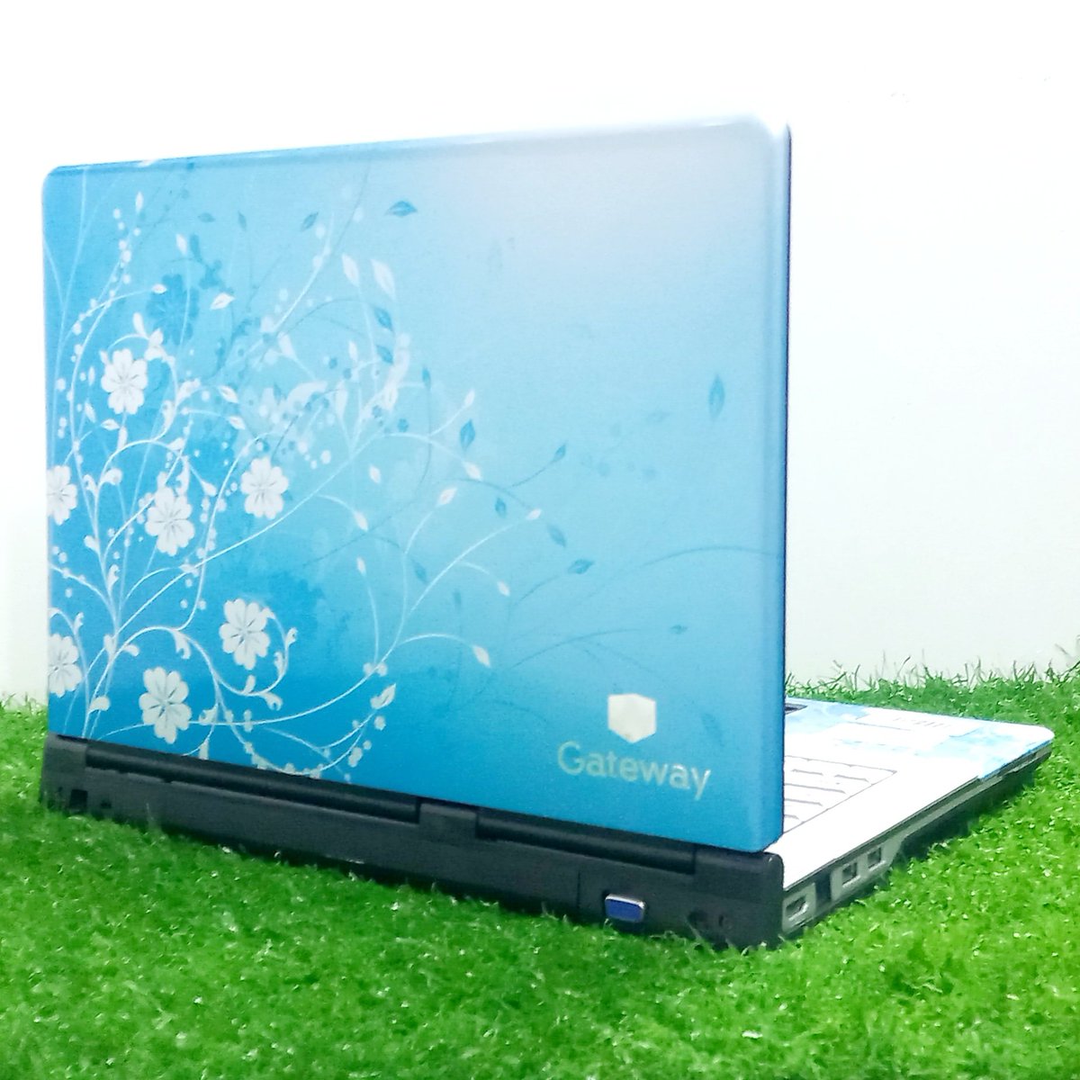 ITZONEELCTRONIC's tweet image. Gateway W650 Laptop
Core 2 Duo 
4gb Ram 
320gb Storage 
Contact 0326 5974741 
.
#gateway #gatewaylaptop #itzoneelectronics #itzonelaptop #laptop #core2duo #laptopforgirls