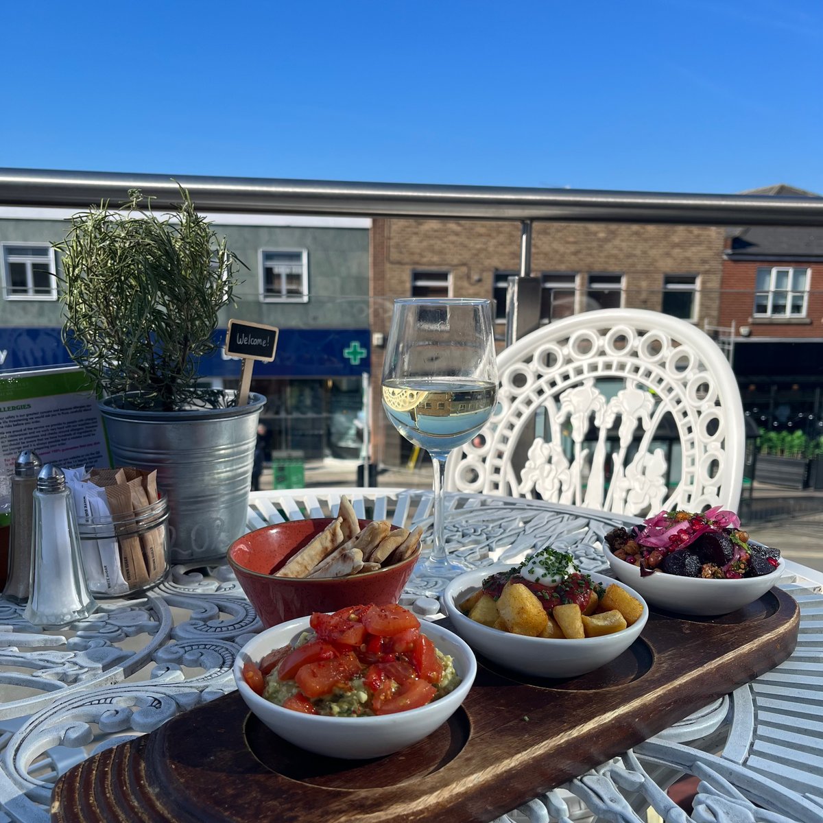 Portello Lounge tweet media