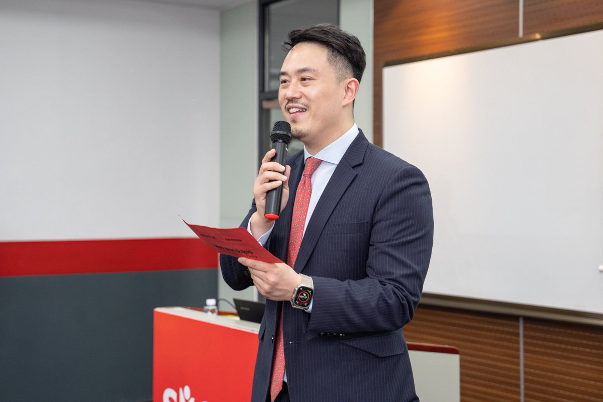 wenyudou001's tweet photo. Hosted by @SKEMA_BS China, supported by key players in Suzhou Higher Education Town- e.g., NUS Suzhou, XJ-Liverpool, the first-ever "Open Pitch Event"  attracted 50 plus participants, 16 presented entrepreneurship ideas to a panel consisting of VC, entrepreneur, and educators. https://t.co/wg25er1rve