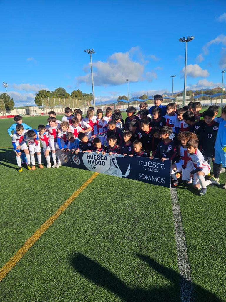 SDHuesca_jp's tweet photo. 🏆 ウエスカ兵庫カップ
🇯🇵 @fc_basara_hyogo 
🆚 ウエスカのユースと対戦 https://t.co/ZLcEFMDwvV