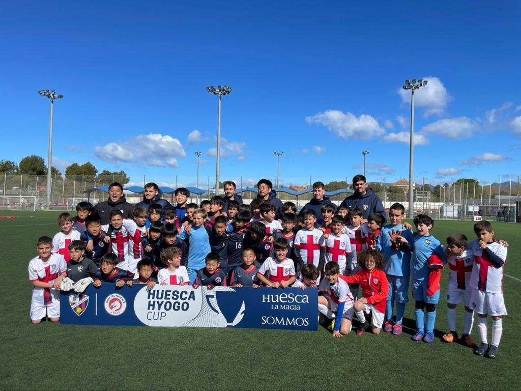 SDHuesca_jp's tweet photo. 🏆 ウエスカ兵庫カップ
🇯🇵 @fc_basara_hyogo 
🆚 ウエスカのユースと対戦 https://t.co/ZLcEFMDwvV