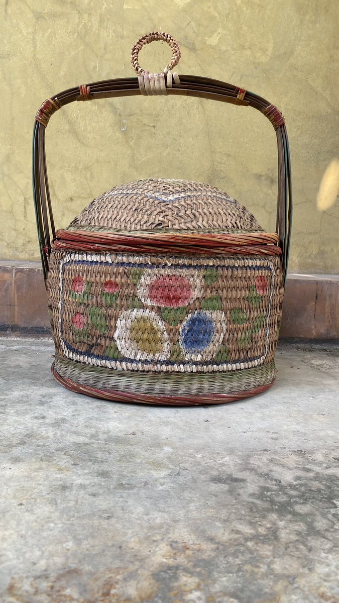 kag_thitimont's tweet photo. ฮวยน้า ตะกร้าจีนโบราณ สนใจสอบถามได้นะคะขอบคุณค่ะ https://t.co/5VmLEa1im8