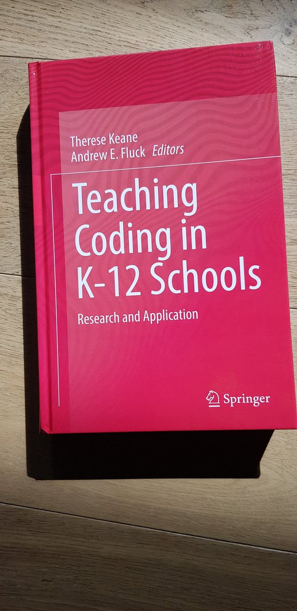 Informatik_SH's tweet image. Yeah, das Buch &quot;Teaching Coding in K-12 Schools&quot; ist angekommen. Darin ein Beitrag von einem Kollegen und mir zu &quot;Hybrid VR Programming&quot;.
Weitere Beiträge u.a. von @prof_birgit @lindamannila @m_grillenberger uvm.
#PflichtfachInformatik #twlz