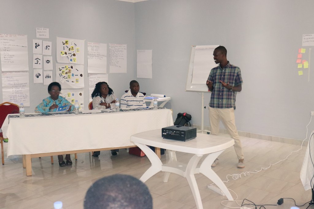 KabgayiCaritas's tweet image. Happening at Ganza Motel-Kamonyi district, Through #COWASAK II project under implementation by @KabgayiCaritas, there held a three days training of trainers on WASH,with the aim of #enhancing community water and sanitation practices through Kamonyi WASH promotors.