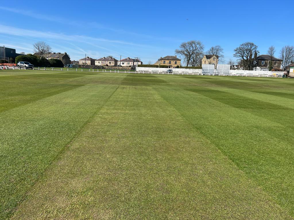 UCC_1875's tweet photo. Our ground team continue to do a great job preparing for the season openers on the 15th April. 

This Saturday our 1st XI travel to @BACC1853 for a 40 over friendly.

Our 2nd XI will host 2 x T20 friendlies on Saturday, start times TBC. 

UCC v @TccCricket 
UCC v @KECC1853 https://t.co/fykSpzCwCT