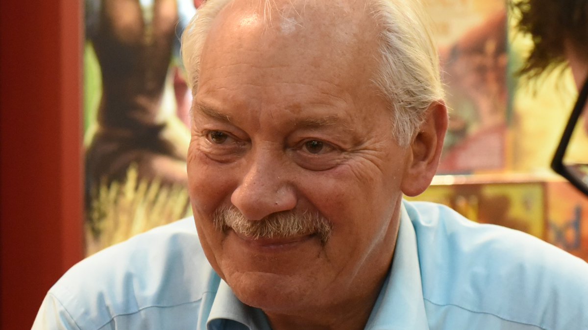 joindicebreaker's tweet photo. Creator of Catan, Klaus Teuber, has passed away at the age of 70. https://t.co/mn8hd8QysQ https://t.co/KjL92J4kI3