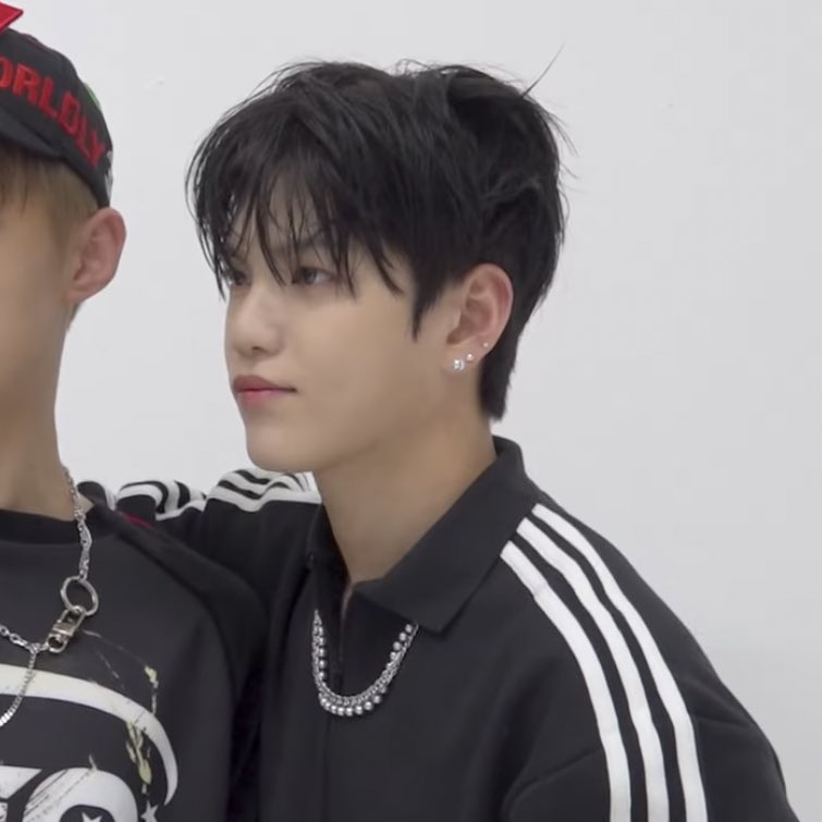 gyehxeon's tweet photo. 뵤 https://t.co/1DFicwIcPt