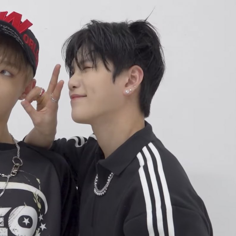 gyehxeon's tweet photo. 뵤 https://t.co/1DFicwIcPt