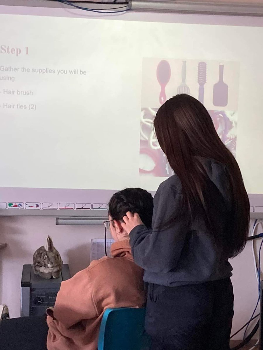 Pearson Academy tweet media