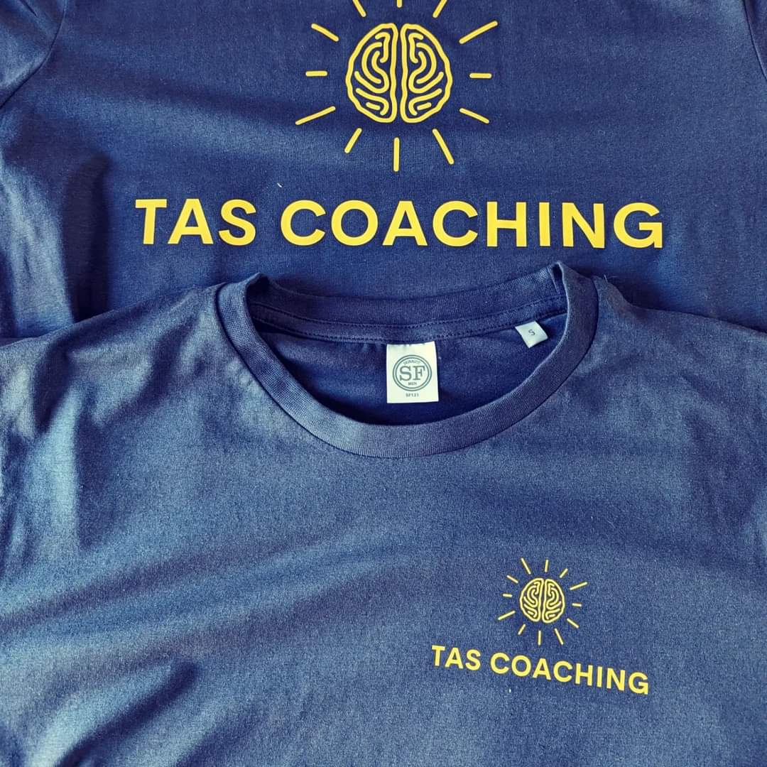 TasCoaching's tweet photo. Big thanks to @YazzooClothing for doing such a brilliant job with my branded hoodie and t-shirts. Highly recommended! 

#yazzoopersonalisedclothing #tascoaching #mentalhealthtips #marple  #stockport #parentinghelp #anxietycoach #anxietyawareness https://t.co/eKKxiXNmMT