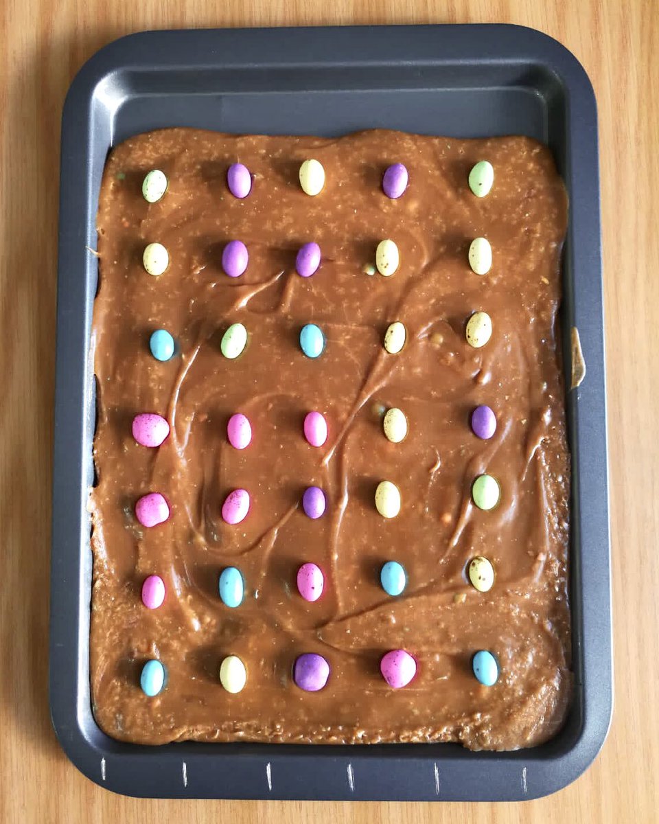 Hot Dudes Good Mood 🇺🇦 on Twitter "RT FudgeProducts A fresh batch of