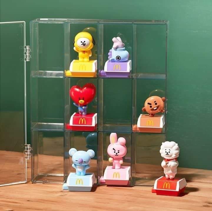 dreamingofJK_'s tweet photo. Brace yourselves, because starting Saturday, Apr 15, BT21 meal is coming at McDonald's stores near you!

Stay tuned for more information. 

The meal will consists of 10 pieces McNuggets with 2 Cajun Sauce, Medium Fries, Medium Drink and 1 BT21 exclusive toy. 😱💜 https://t.co/tvtfTeaqj6
