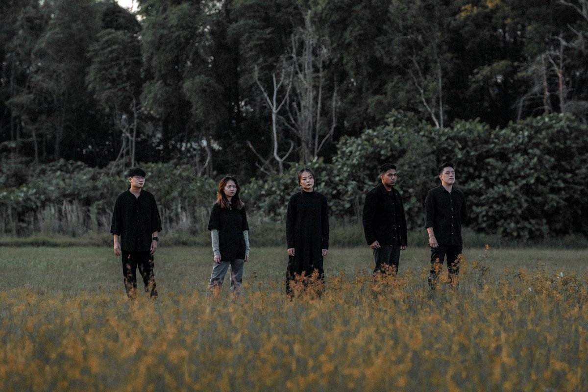 motifs on their debut album ‘remember a stranger’, preparing for their first solo concert, and letting their emotive music be heard hear65.bandwagon.asia/articles/motif… #Hear65 #SGCultureAnywhere