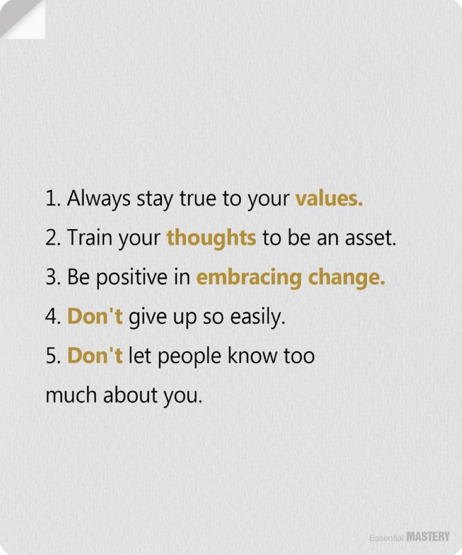 Am_Frank8794's tweet photo. Whenever someone knows your daily problems, he uses them to weaken you. 
Try to be you in whatever your doing,believe and silent. https://t.co/wFzFfkgPQ8