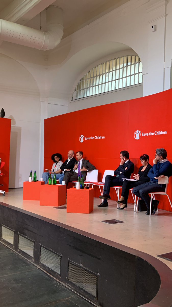 SaveChildrenIT's tweet photo. Come facciamo a sviluppare una cultura del rischio se un ragazzo su 10 si diploma avendo difficoltà a comprendere un testo scritto come dicono i dati #invalsi? Dobbiamo usare sapientemente i dati. @R_Ricci_INVALSI presidente @Invalsi_social #noneungioco https://t.co/JIgWpniq0c