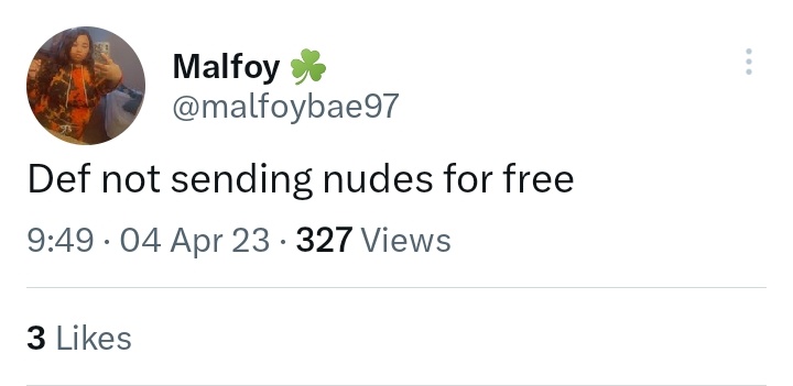 pinoy_diary's tweet photo. @Craigs_VCR Savages. 🤣 Send this girl some $ y'all, homie broke AF. https://t.co/iMgMDtrIPE