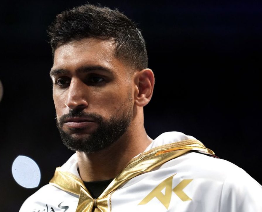 TalkBox101's tweet image. Amir king khan ???