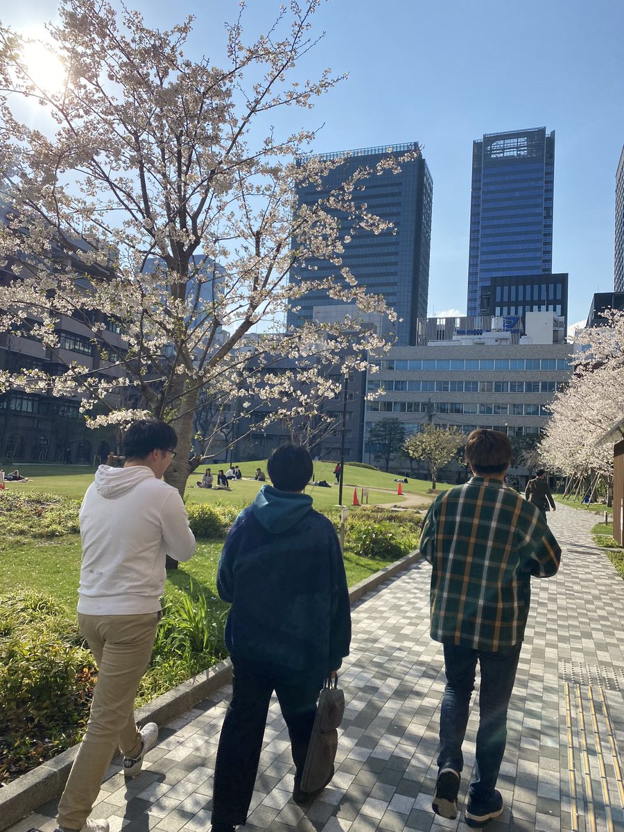Rina_HRG's tweet photo. 良い天気だったのでカジュアル面談を近くの公園で😆
#NCJの日々 @NoCodeJapan @ClickNoCode #誰もがアイデアを形にできる世界の創出 https://t.co/1umqAF1dTt